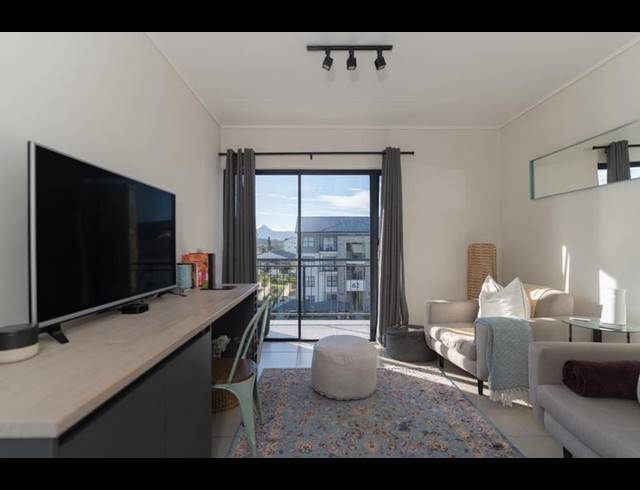 1 BEDROOM APARTMENT FOR SALE IN THE HUNTSMAN